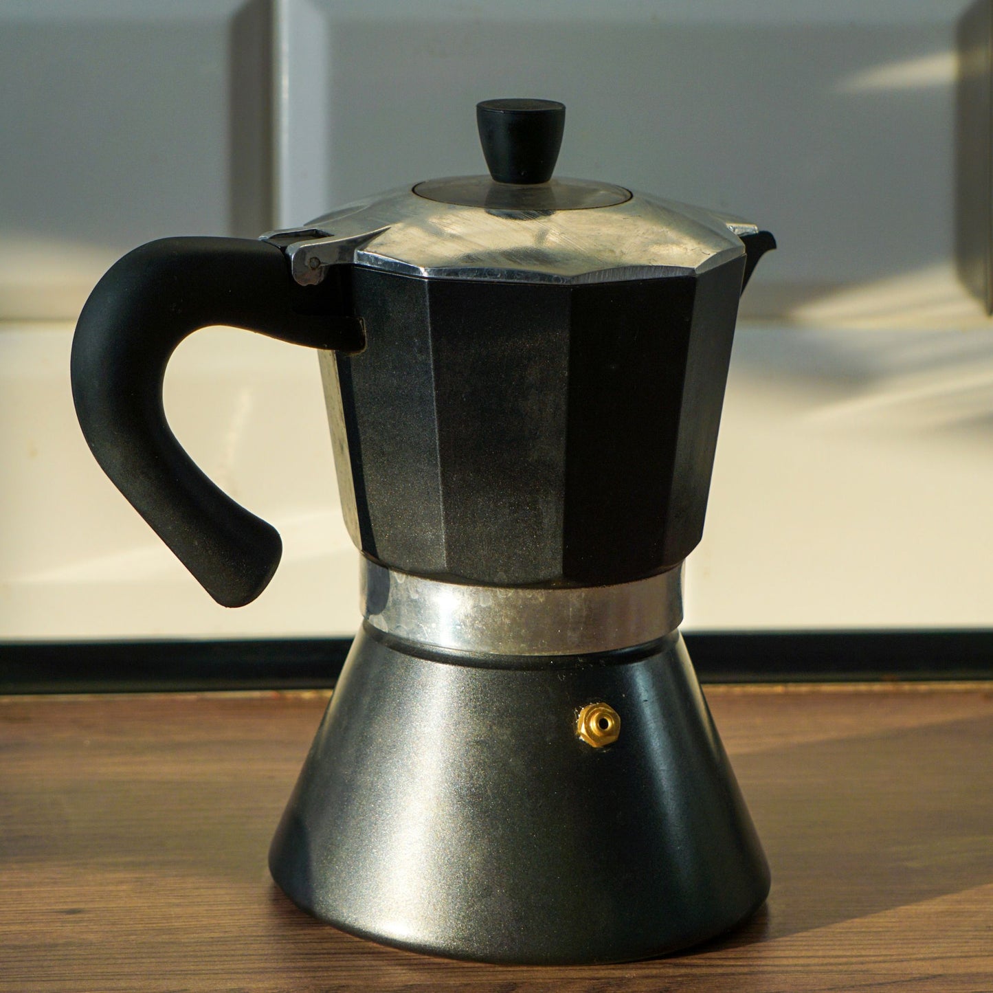 Kenya Single Origin Coffee | Medium - Light Roast - Luz Coffee Co